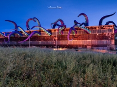 Philadelphia Navy Yard - USA Group X - 10m tentacles with suckers - Inflatable tentacles